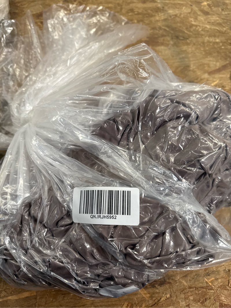Condition photo showing Good Condition for signature giza cotton sateen sheet set, full, stone