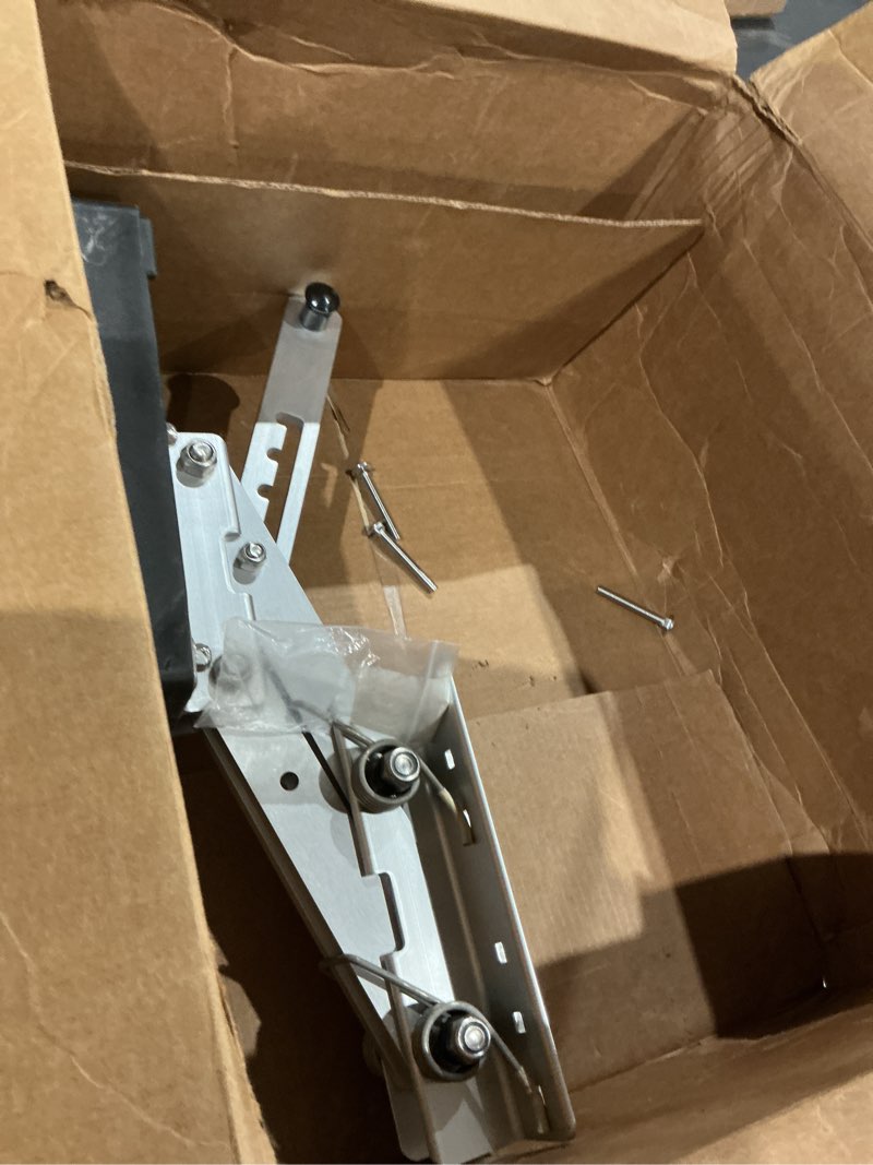 Condition photo showing As Is for seasense motorbracket 20 hp - aluminium universal