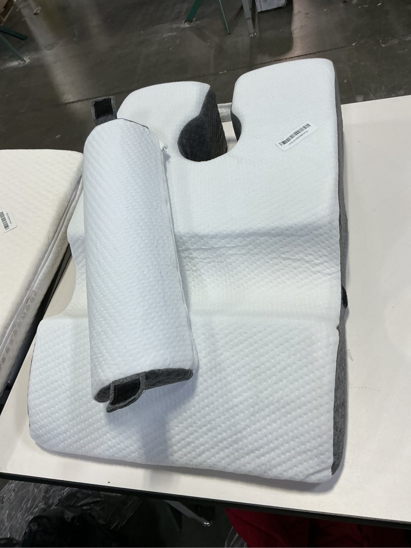 Silver Sleep Therapeutic Wellness (Large Adult) Memory Foam Pillow US LLC.