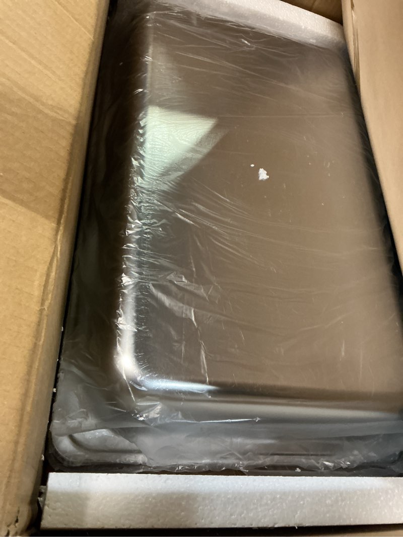 Condition photo showing New/Like New for Chafing Dishes for Buffet 4 Pack, 8QT Stainless Steel Chafing Dishes Buffett Set [Elegant Gold and Silver Colors] Food Warmers for Parties Weddings Catering and Dinners 4PACK