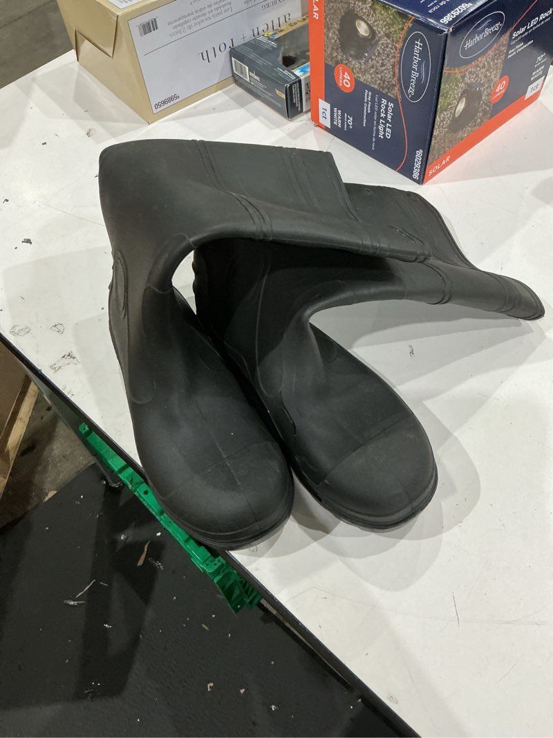 Condition photo showing Good Condition for marshalltown adult unisex black waterproof work boots size: 9