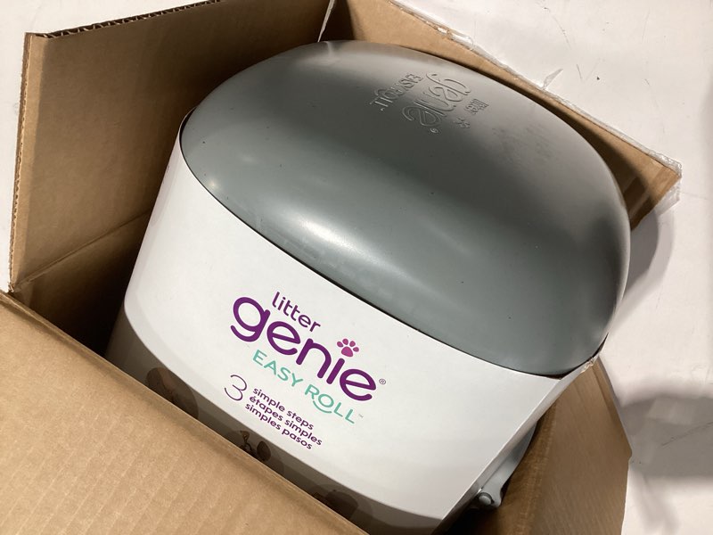 Condition photo showing New/Like New for litter genie easy roll cat litter disposal pail | odour control, refill bags & scoop grey