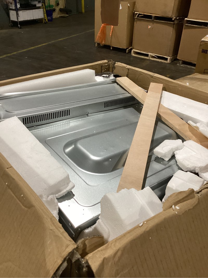 Condition photo showing As Is for Garvee Single wall oven 