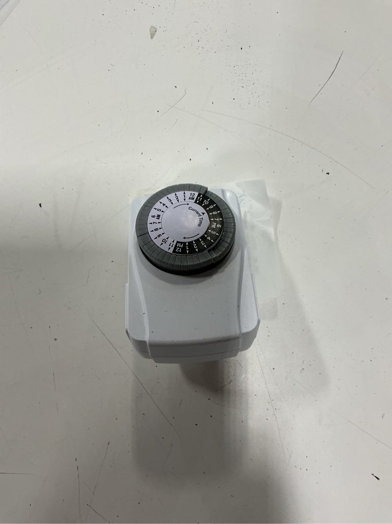 Condition photo showing As Is for Utilitech 15-Amps 125-volt 1-Outlet Plug-in Countdown Indoor Lighting Timer