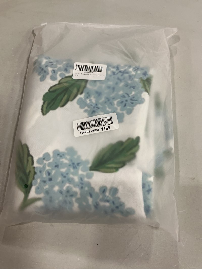Condition photo showing New/Like New for spring floral tablecloth rectangle 60 x 104 inch blue hydrangea flower table cloth polyester fabric vintage summer flowers table cover for kitchen holiday party dining picnic outdoor decor blue hydrangea floral 60" x 104" (rectangular)