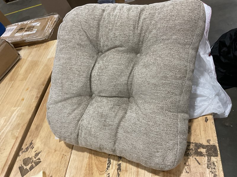 Condition photo showing Good Condition for downluxe chair cushions for dining chairs 2 pack, tufted indoor chair pads with non-slip bottom, u-shaped kitchen chair cushions, 18"x18"x4", khaki khaki 18"x18"x4"(2 pack)