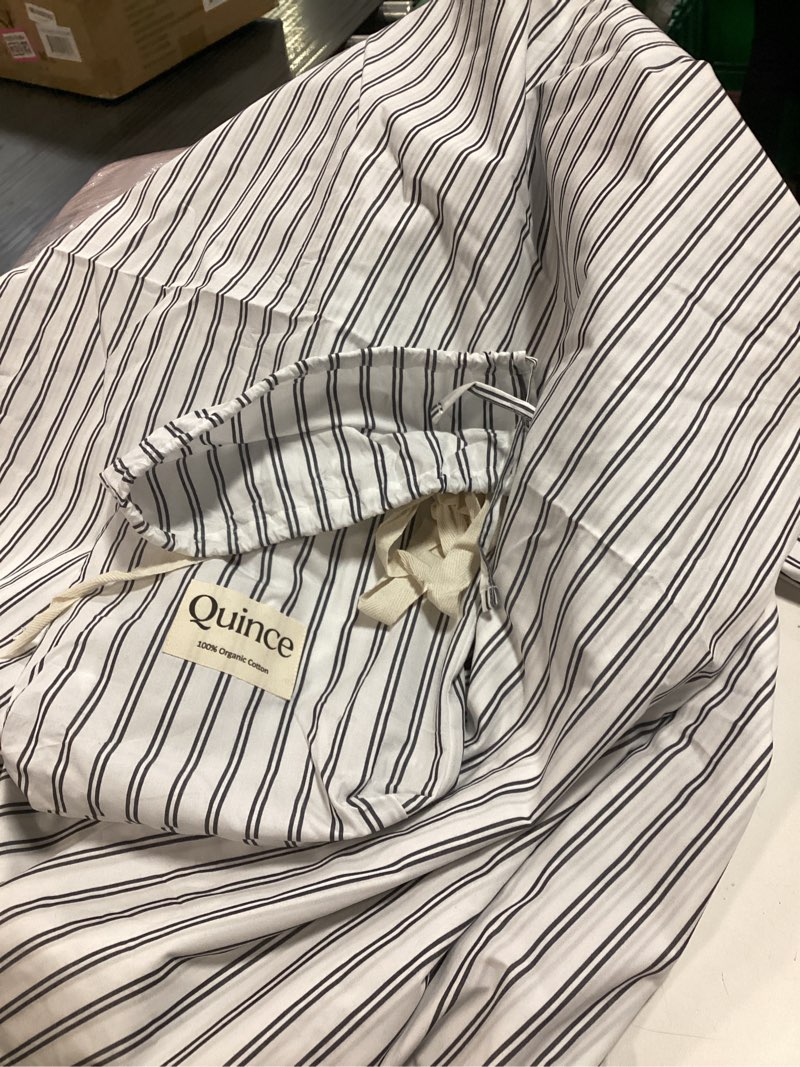 Condition photo showing Good Condition for quince european linen sheet set mist stripped 