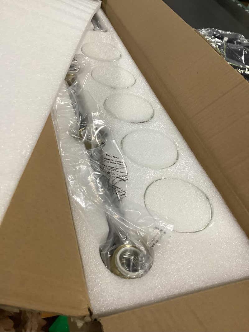 Condition photo showing Good Condition for Island Light for Kitchen, Black and Gold Dining Room Light Fixture Over Table, 5-Light Linear Chandelier Pendant Lighting for Dining Table Kitchen Island Living Room Black & Gold 5 Light