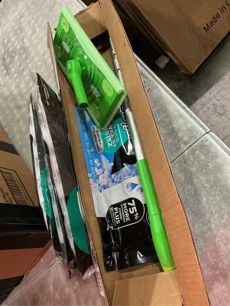 Condition photo showing Good Condition for swiffer hair magnet deluxe starter kit with collapsible pole, 9 hair magnet dry cloths, 2 bonus mop & go wet cloths