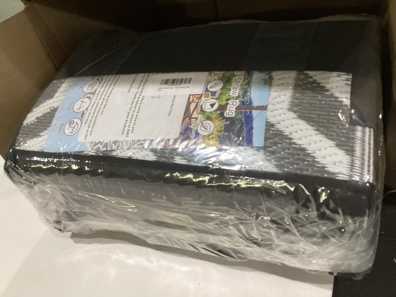Condition photo showing Good Condition for alfolo outdoor rug 9x12 for patios clearance,outdoor plastic straw rug,waterproof camping rugs for outside your rv, deck, porch,beach,picnic,pool grey recyclable,easy cleaning outside mats with a bag 9' x 12' (rectangular) grey&white