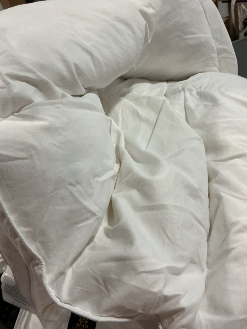 Condition photo showing As Is for 1 pcs l lovsoul down alternative comforter king size duvet insert,all season duvet insert with corner tabs,white comforter king 106x90inches king white