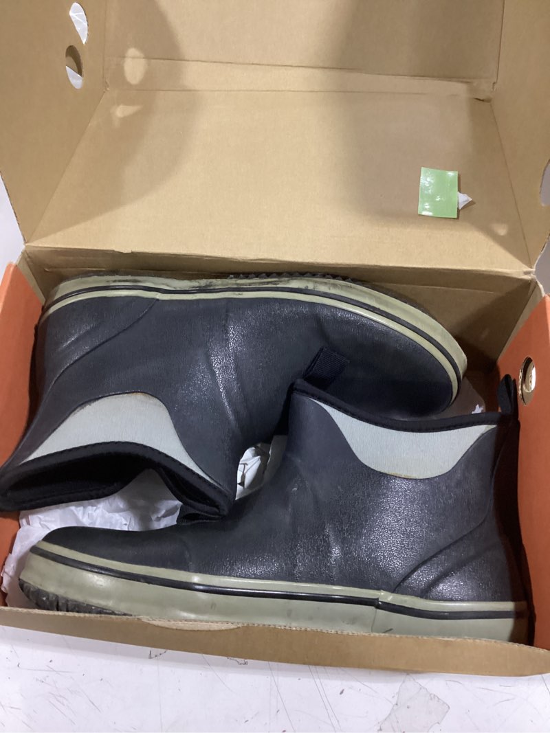 Condition photo showing Good Condition for hisea men's deck rain shoes waterproof rain boots neoprene mud garden shoes for lawn care, gardening, farming black 10