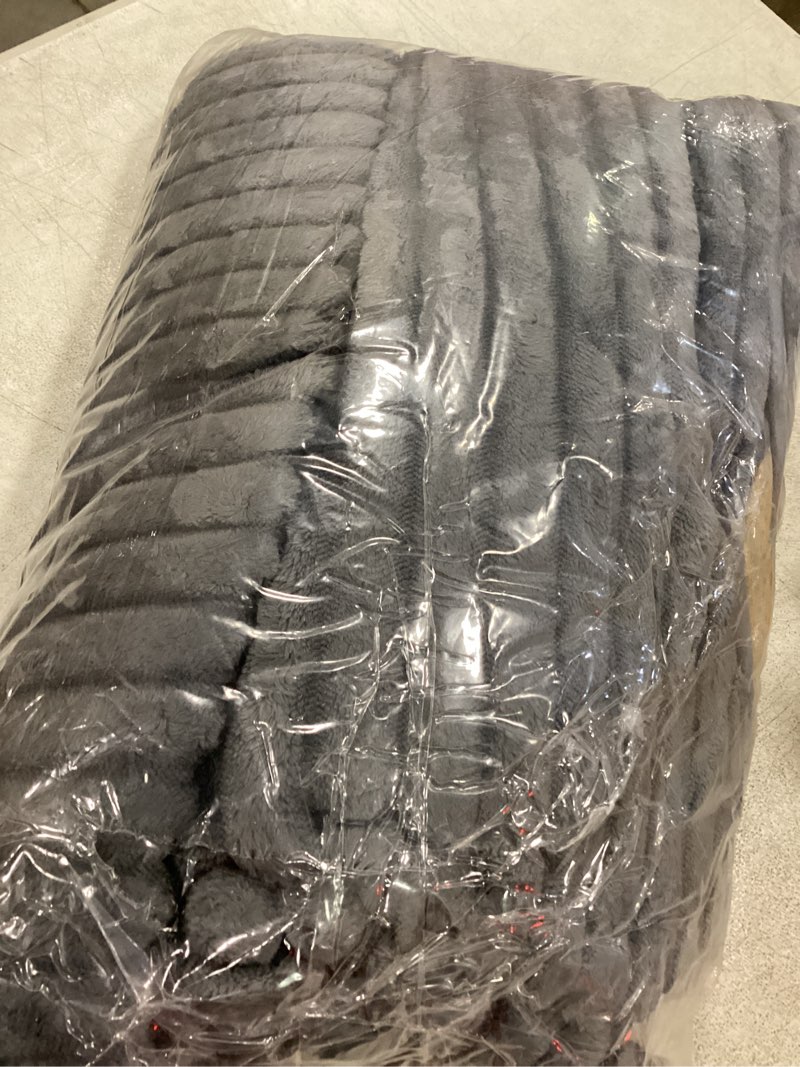Condition photo showing Good Condition for naisi couch covers for dogs waterproof flannel striped sofa cover pet friendly washable dog mat for couch anti slip sectional sofa slipcover protector(2pcs/35"x63"+35"x70",dark grey) dark grey 2pcs/35"x 63"+35"x 70"