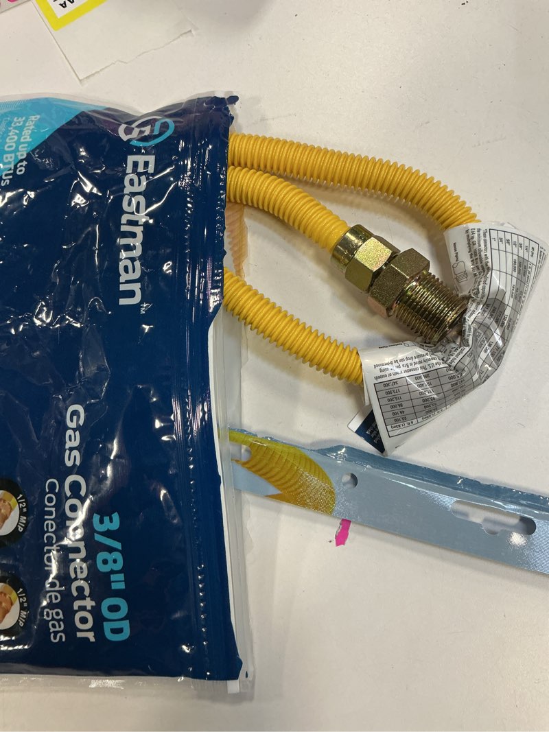 Condition photo showing New/Like New for EASTMAN 36-in 1/2 -in MIP Inlet x 1/2 -in MIP Outlet Stainless steel Gas connector |