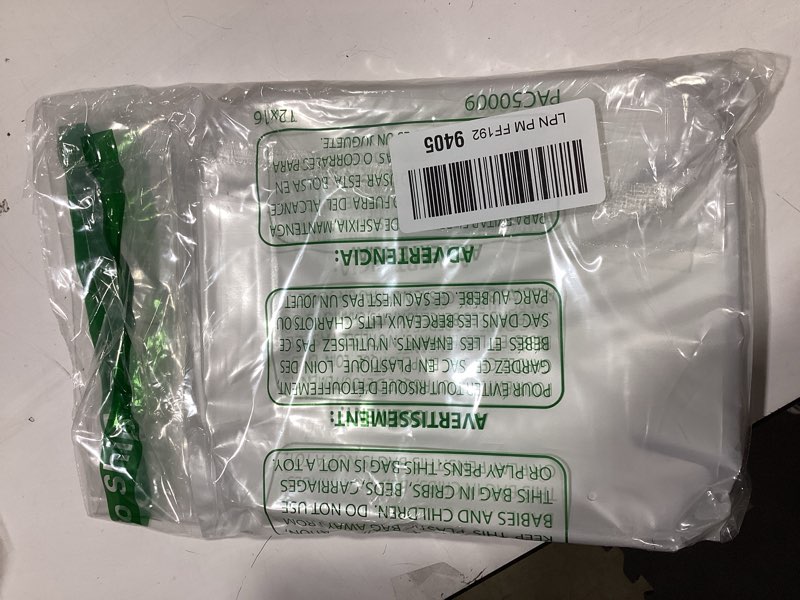 Condition photo showing Good Condition for 48 Pack Sports Party Paper Food Trays Party Supplies Paper Food Boats Nacho Snack Candy Hot Dog Trays for Soccer Baseball Basketball Football Sports Birthday Baby Shower Party Supplies Decorations