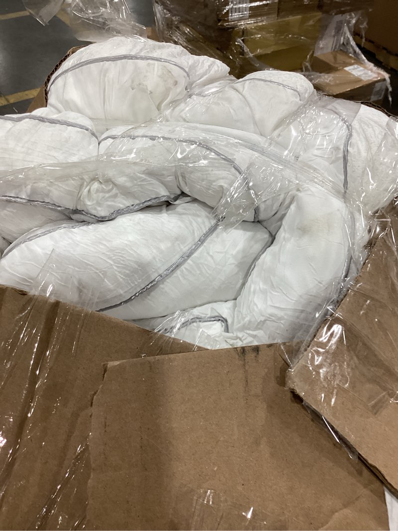 Condition photo showing As Is for Decroom 3 Inch Memory Foam Mattress Topper King Size for Back Pain Relief, Soft Fluffy Supportive Bed Mattress Pad, Filled with Breathable & Soft Memory Foam Pillow Topper, 80x78x3 Inch