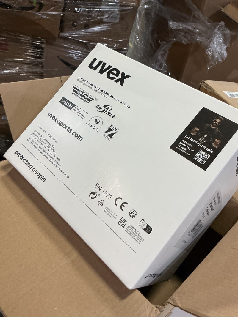 Condition photo showing New/Like New for uvex Instinct Visor - Adjustable ski & Snowboard Helmet with Integrated Visor for Women & Men black matte LARGE (23 2/9 - 24 in)