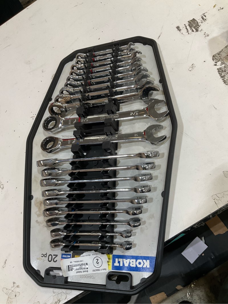Condition photo showing Good Condition for kobalt 20-piece 12-point standard (sae) and metric ratchet wrench set