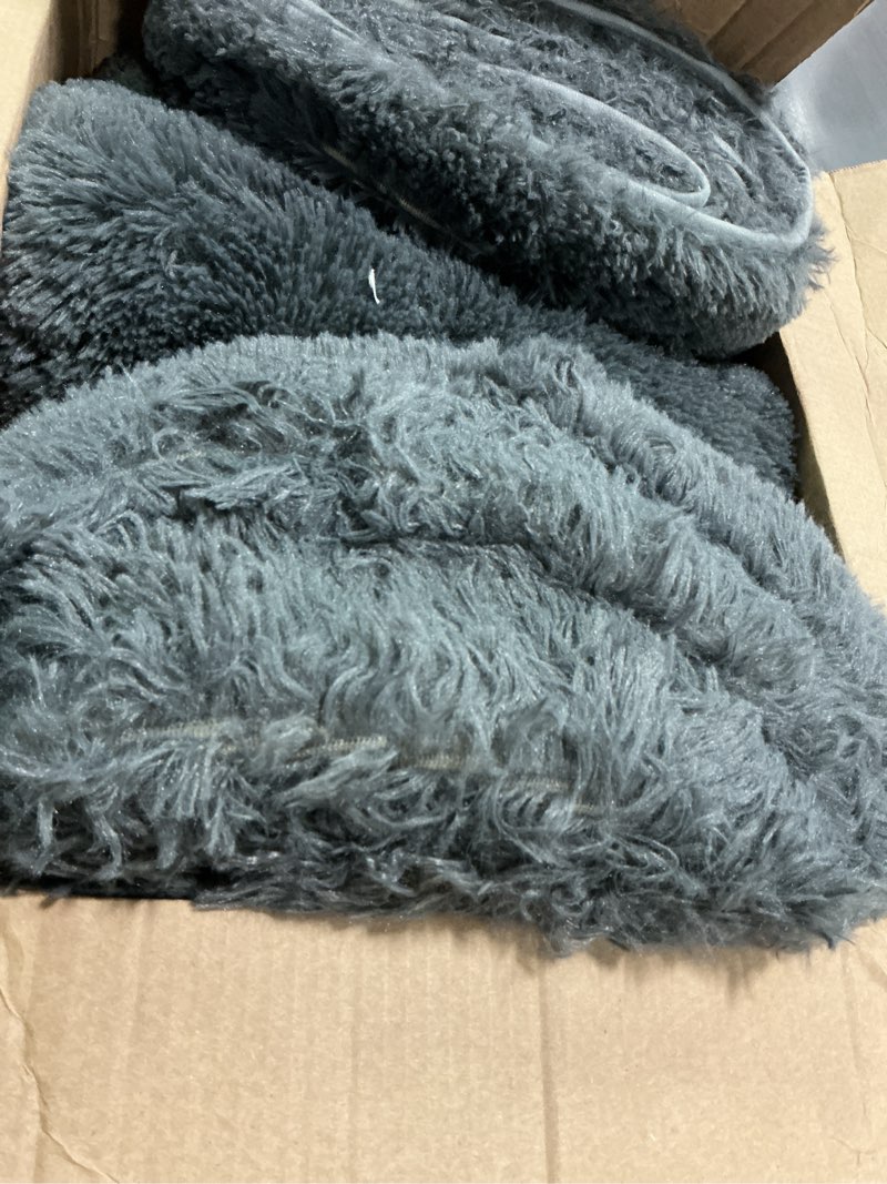 Condition photo showing Good Condition for Ophanie Area Rugs for Living Room Bedroom, Upgrade Non-Slip Fluffy Soft Grey Shag Carpet, Indoor Floor Gray 4x6 Fuzzy Shaggy Living Room Plush Rug for Kids Home Dorm Decor Aesthetic 4' x 6' (Rectangular) 1- Grey