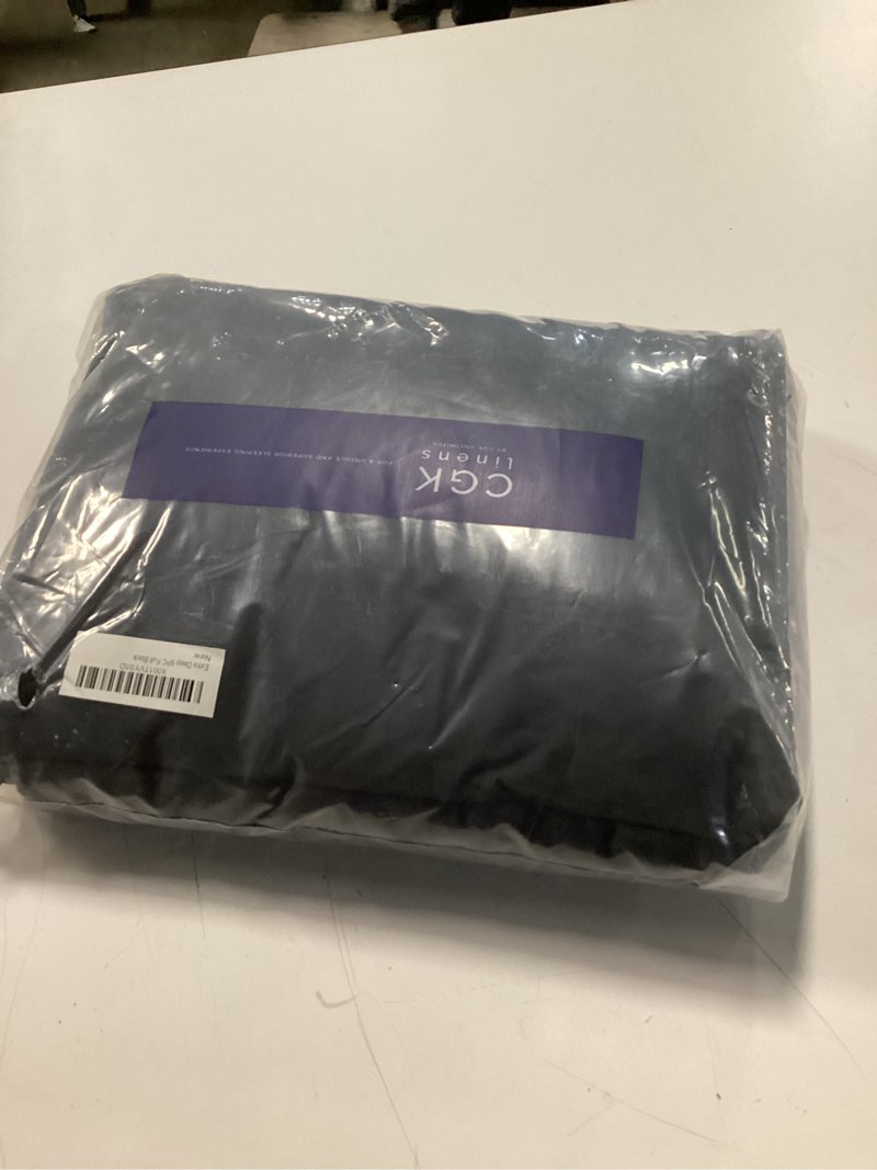 Condition photo showing New/Like New for extra deep full sheet set - 6 piece breathable and cooling sheets - hotel luxury bed sheets set - easy & secure fit - soft, wrinkle free and comfy sheets set - black sheet set with extra deep pockets full 25 - black