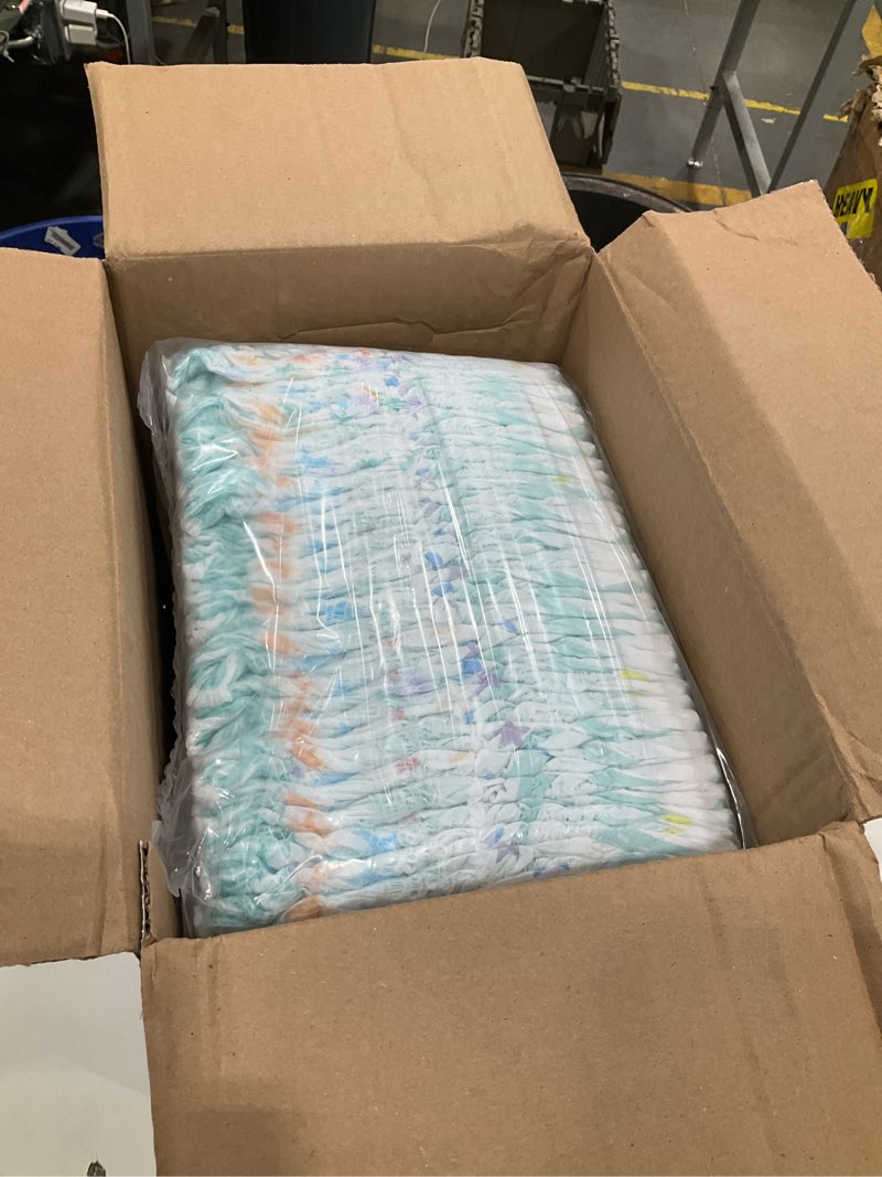 Condition photo showing New/Like New for pampers training pants - easy ups boys & girls bluey - size 3t-4t, 66 count, children's potty underwear (packaging may vary) 3t-4t 66