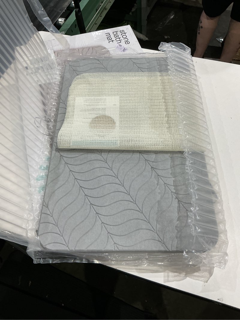 Condition photo showing Good Condition for deepstone stone bath mat – large diatomite bathroom & shower mat, fast drying & ultra absorbent, non-slip diatomaceous earth bath mat, easy clean modern design, 24 x 16 in (gray) grey
