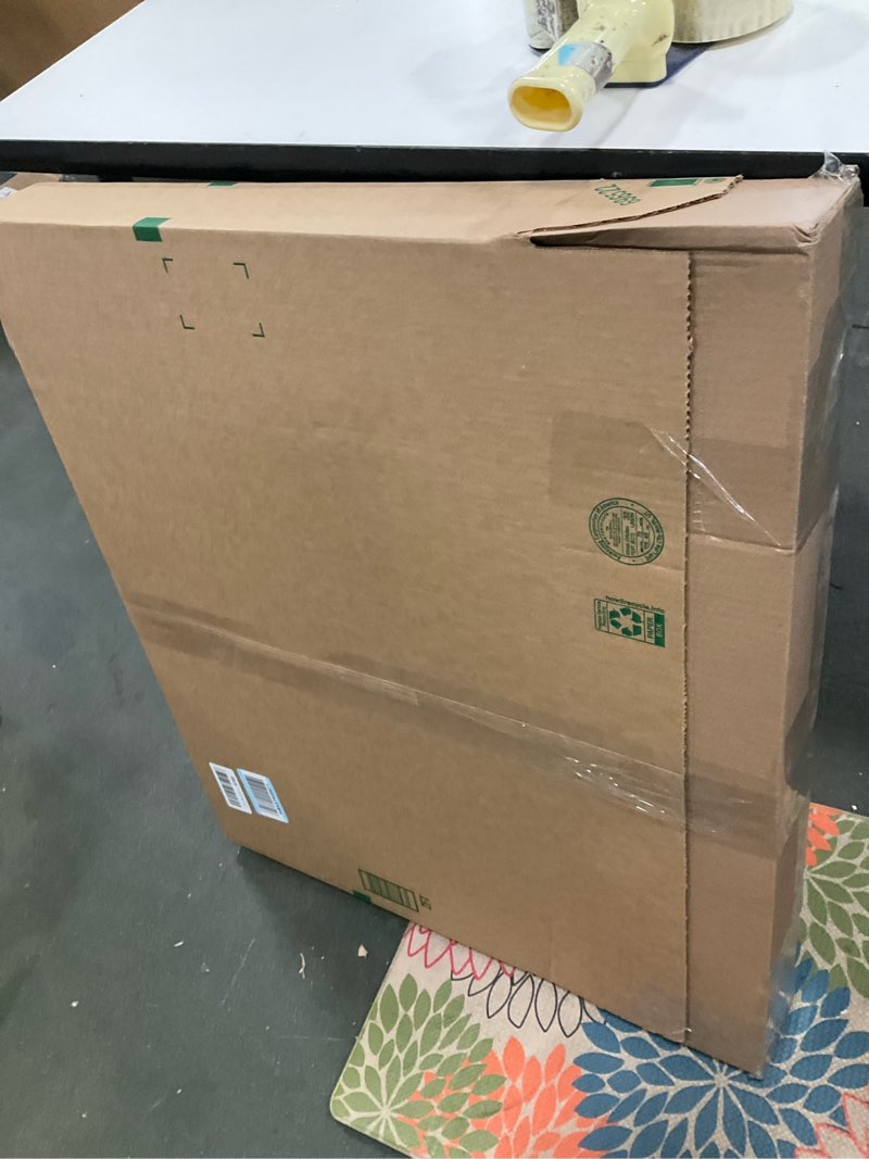 https://lotting-media.assets.bidfta.com/lotting_03039353-fb5a-42fd-a2d0-6ab2d9711ed2