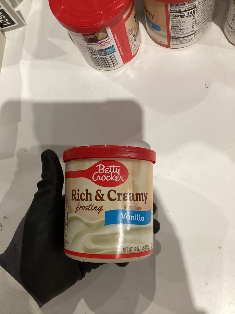 Condition photo showing New/Like New for Betty Crocker Gluten Free Vanilla Frosting, 16 oz (Pack of 8)