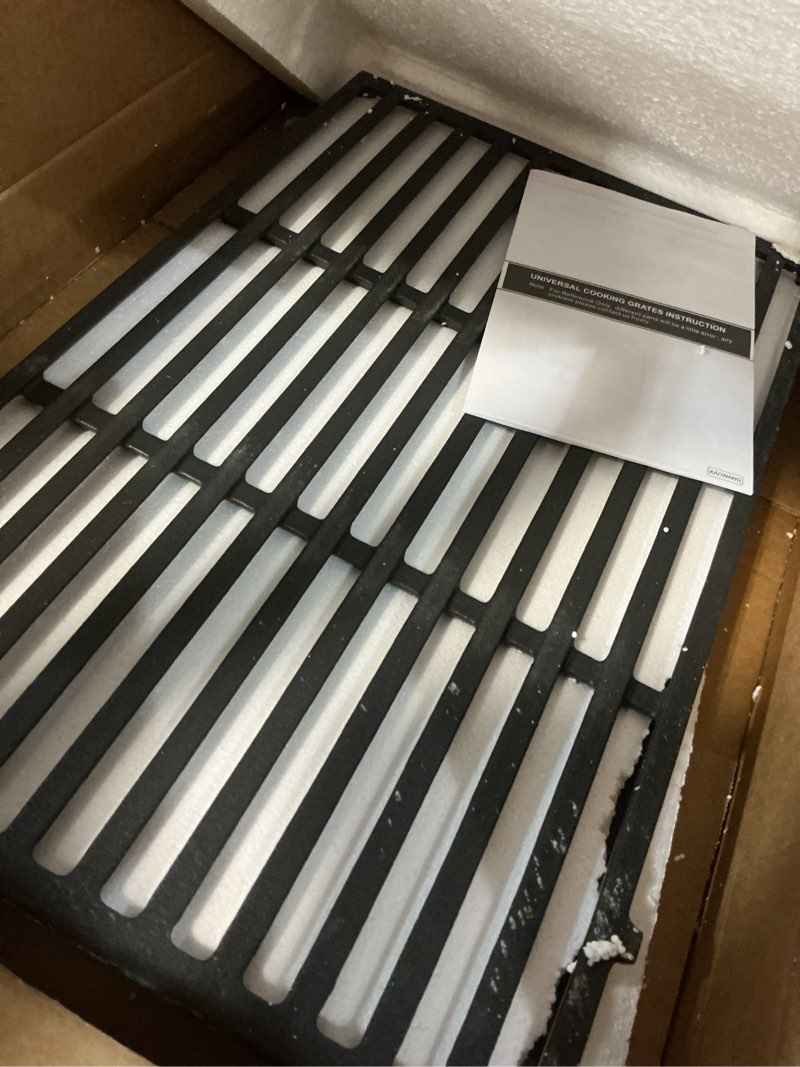Condition photo showing Good Condition for uniflasy 7524 cooking grates replacement for weber genesis 300 series, 19.5 inch grill part for genesis e310 e320 e330 s310 s320 s330 grills, cast iron grill grates for weber part 7524/7528, 2 pack