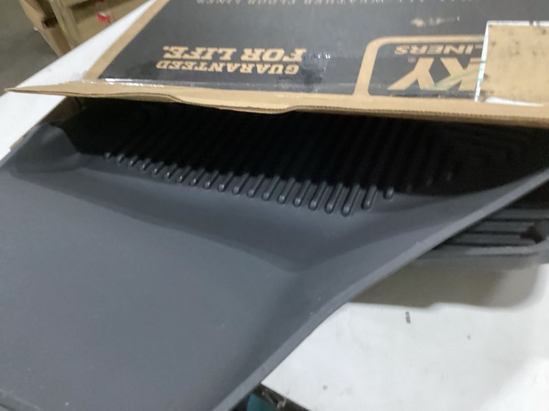 Condition photo showing Good Condition for Husky Liners Weatherbeater Floor Mats | Fits 2014-2020 Acura MDX | Front Row, 2-pc Black - 18401