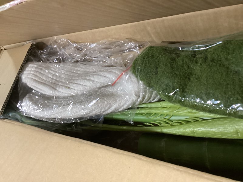 Condition photo showing Good Condition for Artificial Palm Tree, 4ft Golden Cane Fake Palm Plant with Basket, Phoenix Palm UV Resistant Faux Plants for Indoor Outdoor Home Garden Patio Office Décor Palm 4ft