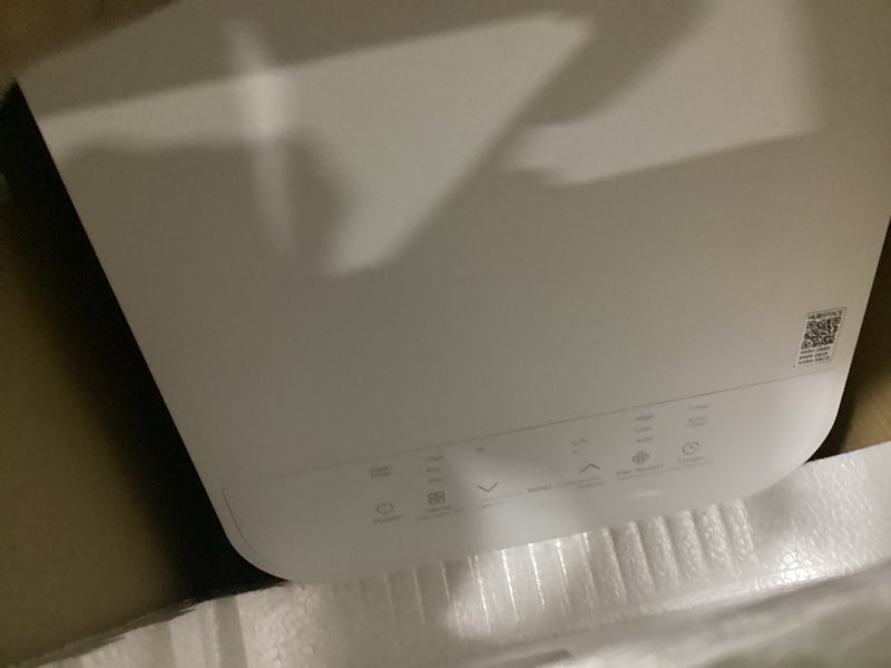 Condition photo showing Good Condition for vissani 6,000 (doe) btu 115-volt portable air conditioner cools 250 sq. ft. with remote in white, powered by hubspace