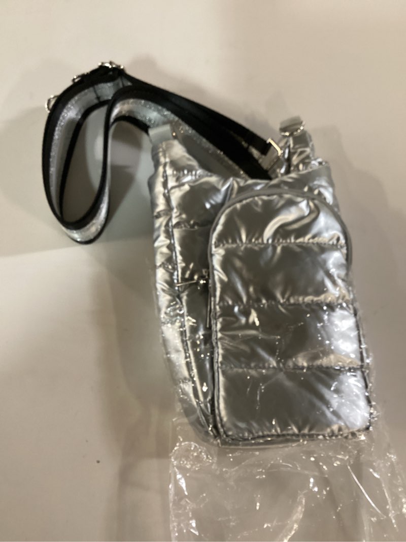https://lotting-media.assets.bidfta.com/lotting_0338da30-3fcc-4915-b2c4-886b4b2e6c28