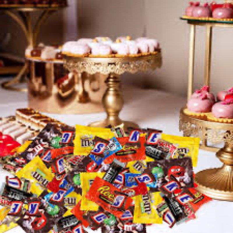 (unknown best by date)chocolate assorted bulk candy variety pack 5lb - mini chocolate bars, milk & dark chocolate mix - individually wrapped bulk candy for office snacks, party favors and bags 5 lb