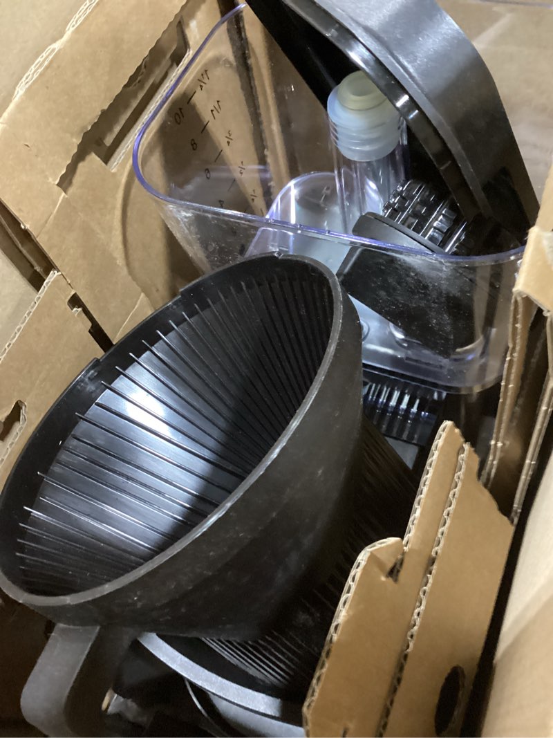 Condition photo showing New/Like New for Technivorm Moccamaster 79312 KBGT Coffee Brewer, 40 oz, Polished Silver Polished Silver Coffee Maker