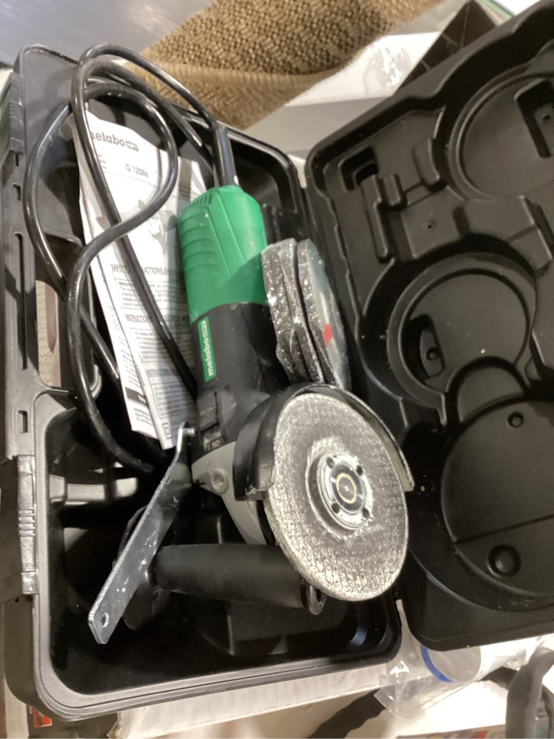 Condition photo showing Good Condition for metabo hpt 4.5-in 6.2 amps sliding switch corded angle grinder (charger not incldued)