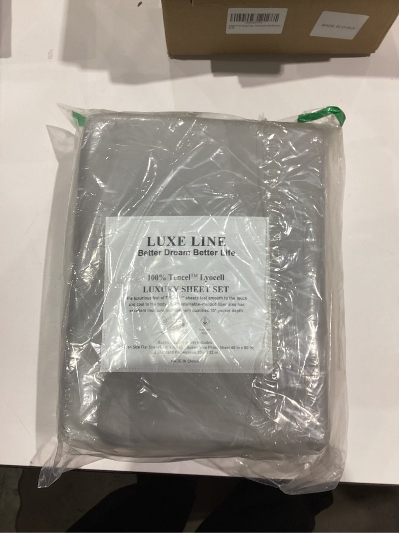 Condition photo showing New/Like New for 100% Lenzing Tencel Lyocell Queen Size Bed Sheet Set, 4 Piece Solid Light Grey Cooling Bed Sheet Set, Silky Soft & Luxury, 1 Deep Pocket Fitted Sheet & 1 Flat Sheet & 2 Pillowcases Light Grey Queen