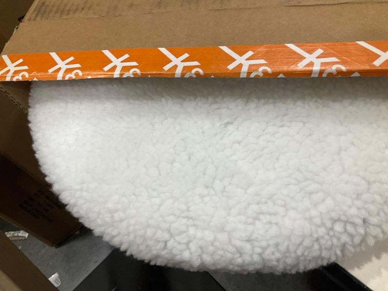 Condition photo showing Good Condition for k&h cordless cat window perch – cat window hammock bed with strong suction cups (holds 40 lbs), cushioned windowsill bed for indoor cats, washable cover, cream fleece, 24 x 14 inches fleece unheated