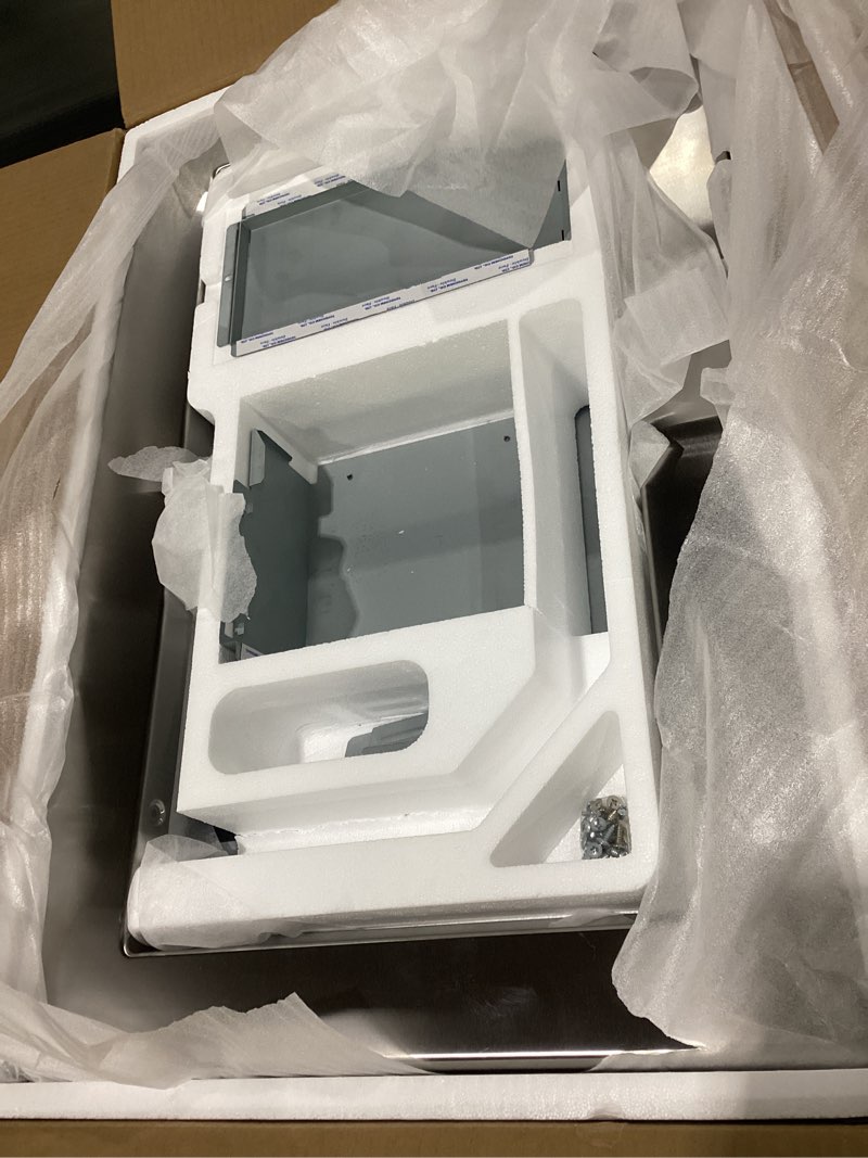 Condition photo showing Good Condition for Microwave applience frame