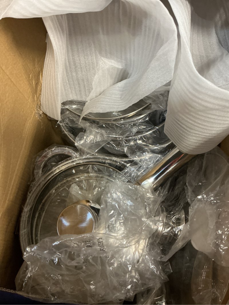 Condition photo showing New/Like New for daniks stainless steel cookware