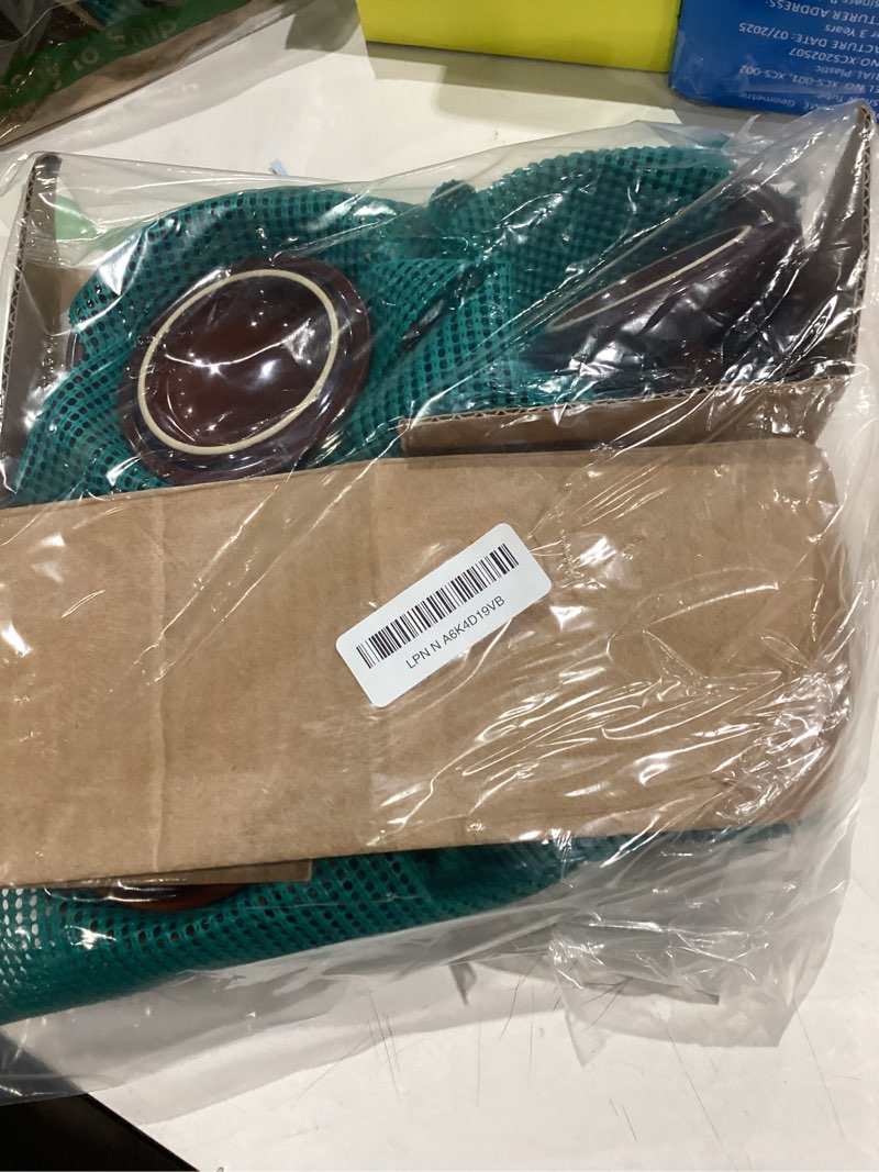 Condition photo showing Good Condition for French Onion Soup Bowls with Lids and Handles, 16 oz Ceramic French Onion Soup Crocks for Chilli, Cereal, Cereal, Pot Pies, Oven, Broil & Dishwasher Safe, Set of 4 16 oz with Lids