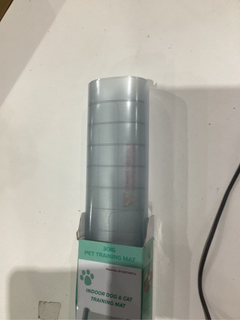 Condition photo showing Good Condition for SEERWAY Scat Pet Shock Mat Indoor, Safe Shock Training Pads for Dogs and Cats, Electric Repellent Mat Keeps Pets Off Couch, Sofa, Counter Top, 3 Training Modes, 30"x16" Rectangular, Battery Operated 30"x16" Medium