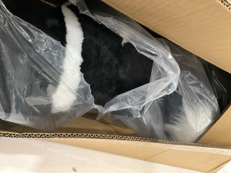 Condition photo showing New/Like New for Husky life like stuffed animal dog over 2 feet tall