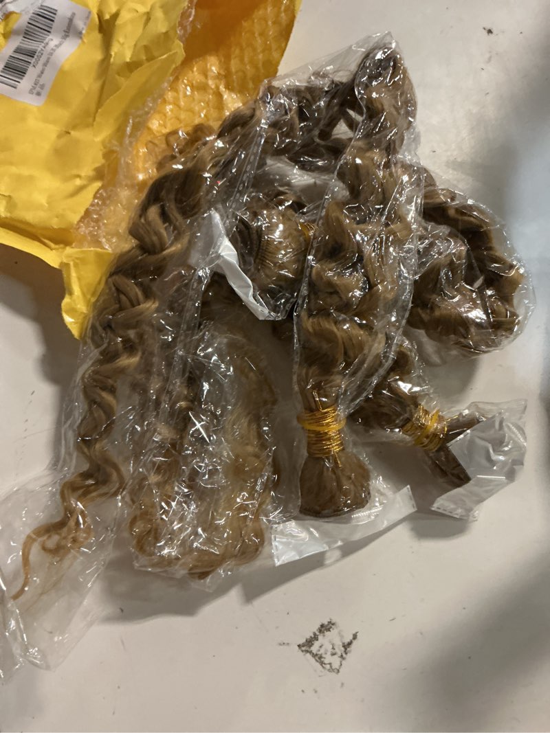 Condition photo showing Good Condition for #27 bundles human hair honey blonde water wave bundles 24 26 28 inch unprocessed brazilian virgin hair 3 bundle 50 gram per bundle #27 blonde wet and wavy hair extensions 24 26 28 inch 27-pure yellow-w
