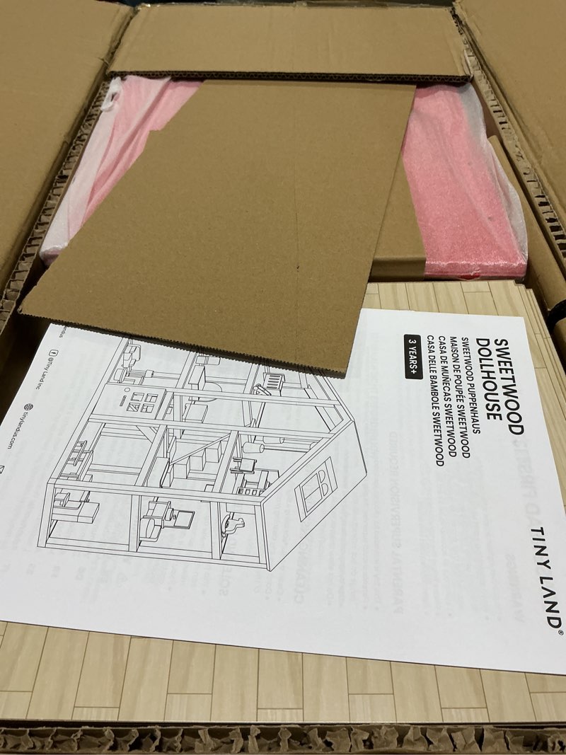 Condition photo showing Good Condition for Tiny Land Wooden Dollhouse for Girls - 6 Rooms Wooden Doll House, DIY Pretend Doll House with 31Pcs Furniture Accessories, Creative Gift for Girl Ages 3+ Pink