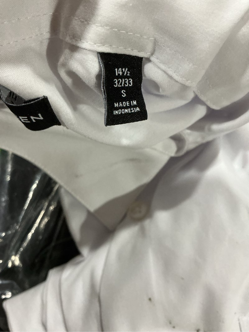 Condition photo showing As Is for Van Heusen Men's Dress Shirt Fitted Poplin Solid, White, 14.5" Neck 32"-33" Sleeve