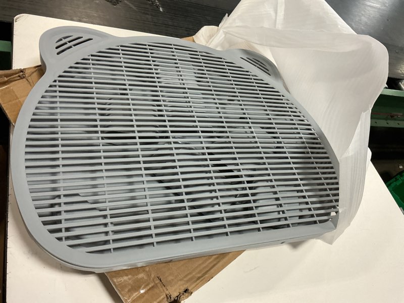 Condition photo showing Good Condition for Dmnnlp Cat Litter Box Step, 20.1"x 16"x 6" Dual-Layer Litter Trapping Ramp for Senior and Kittens, 2