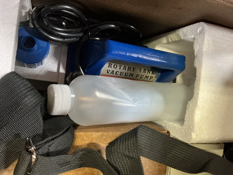 Condition photo showing Good Condition for vivohome 110v 1/3 hp 4cfm single stage rotary vane air vacuum pump and r134a ac manifold gauge set kit with leak detector carry bag for hvac air conditioning refrigeration recharging etl listed blue 4cfm