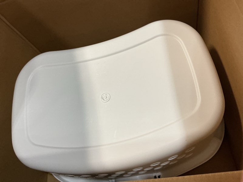 Condition photo showing Good Condition for IRIS USA Laundry Basket Hamper Bag, Large Plastic 50L / 1.5 Bushel Dirty Clothes Sorter Bin Organizer for Blankets Bathroom Dorm Bedroom with Ventilation Holes Hip Hold Built-In Carry Handles, White 50L - 1 Pack Hip Holder