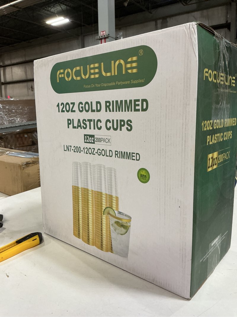 Condition photo showing New/Like New for FOCUSLINE 200 Pack 12 oz Gold Rimmed Plastic Cups, Clear Plastic Cups Tumblers, Heavy-duty & Fancy Disposable Hard Cup 12 Ounce with Gold Rim for Wedding Cup Elegant Party Cups Gold Rimmed Cups